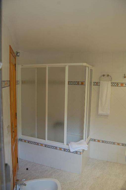 Hotel Llucena Lucena del Cid Pokoj fotografie