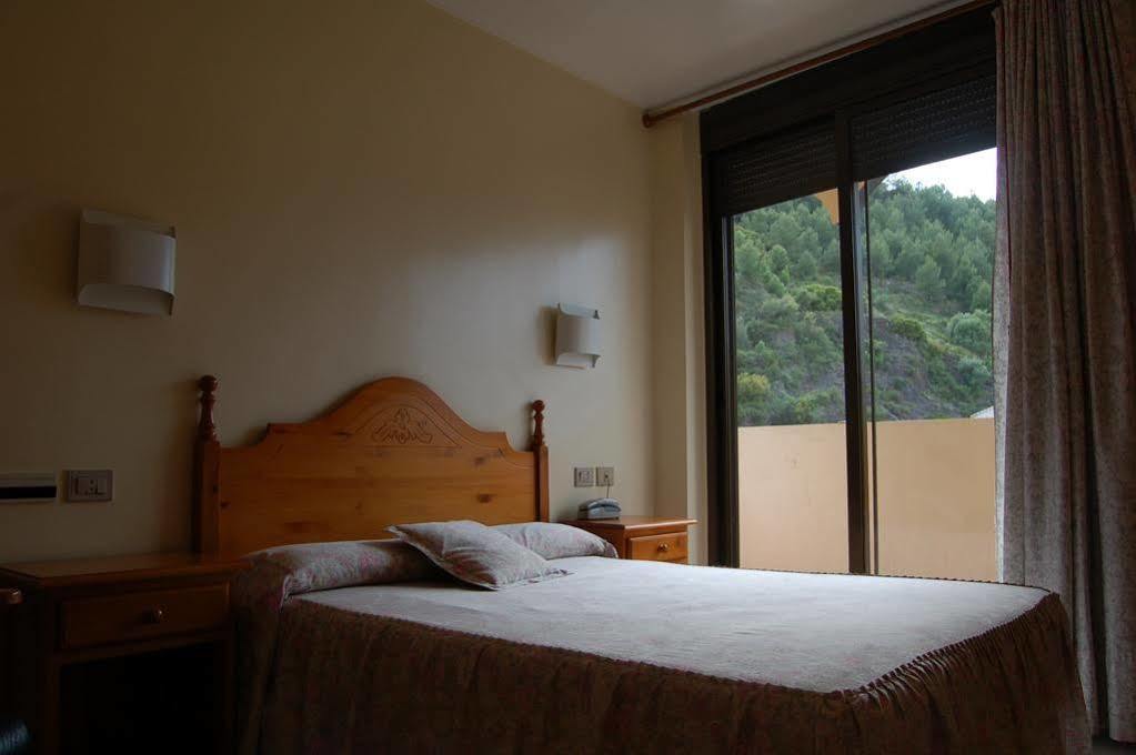 Hotel Llucena Lucena del Cid Exteriér fotografie